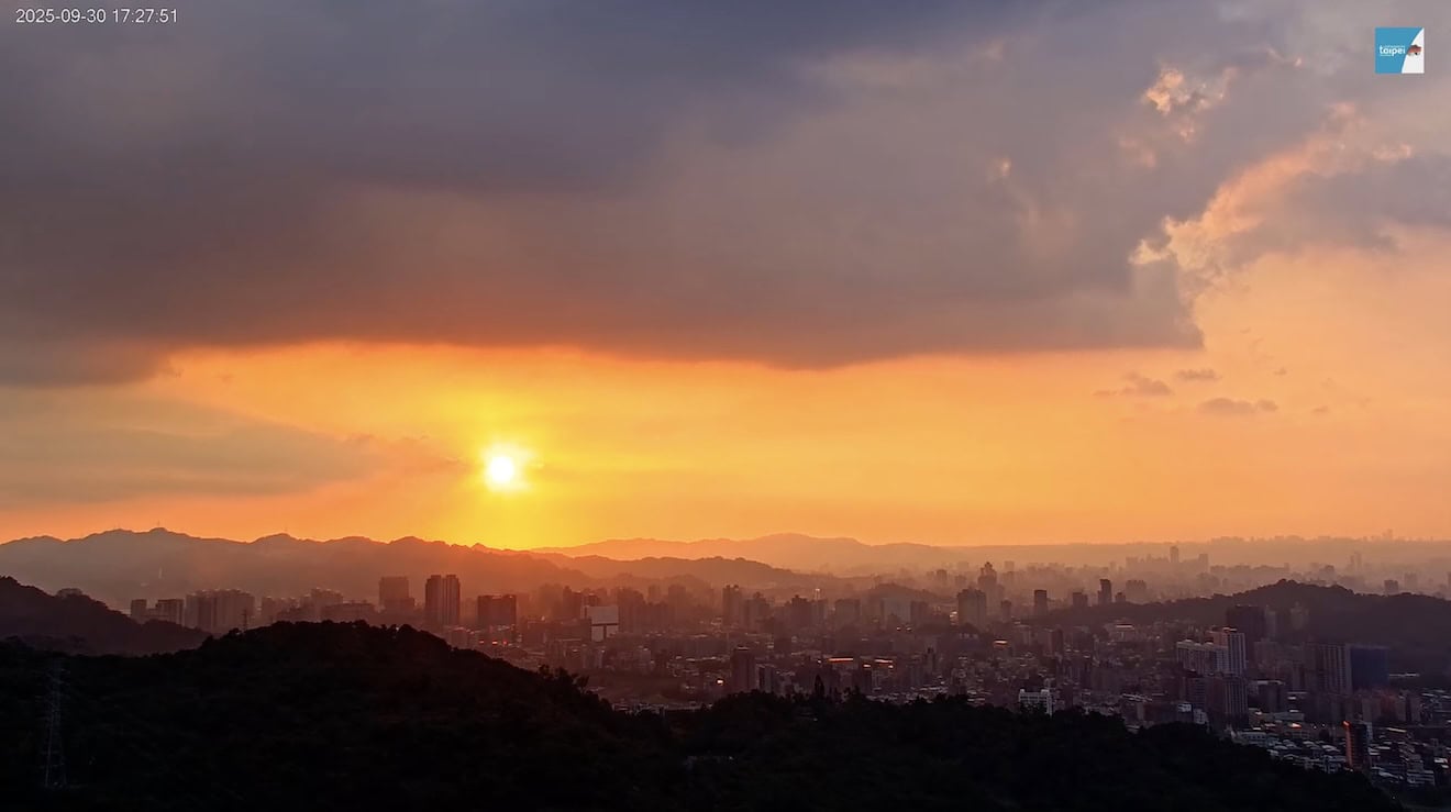 貓空指南宮日落美景