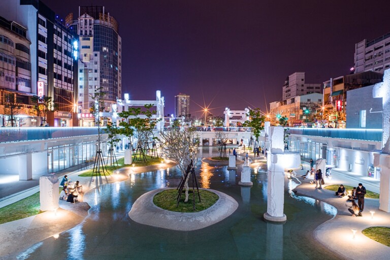 台南景點 – 河樂廣場